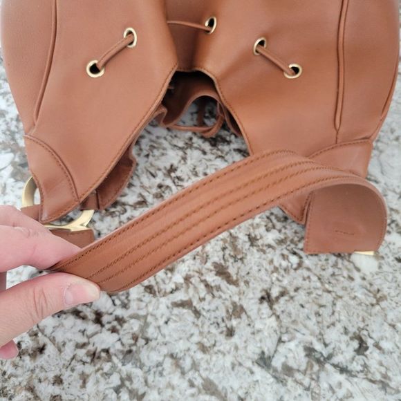 Salvatore Ferragamo Vintage Brown Leather Bag . - Picture 6 of 16